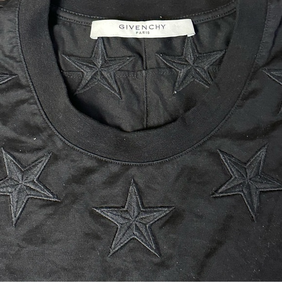 GIVENCHY EMBROIDERED STAR TEE, BLACK SZ S, EUC - Picture 6 of 10
